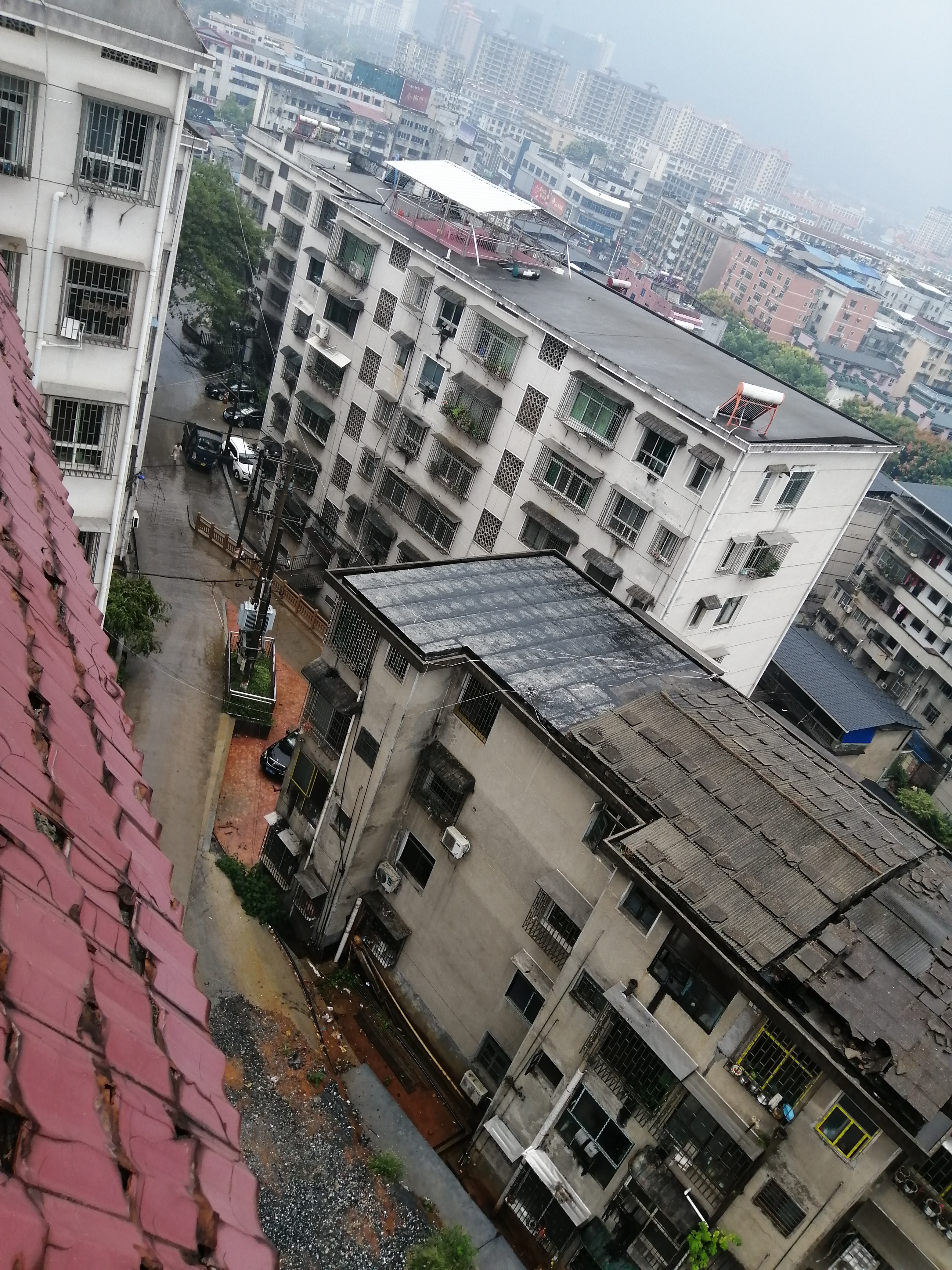 资兴市东江街道栗脚村何基塘城中村改造二期项目部开发商"村霸"式开发