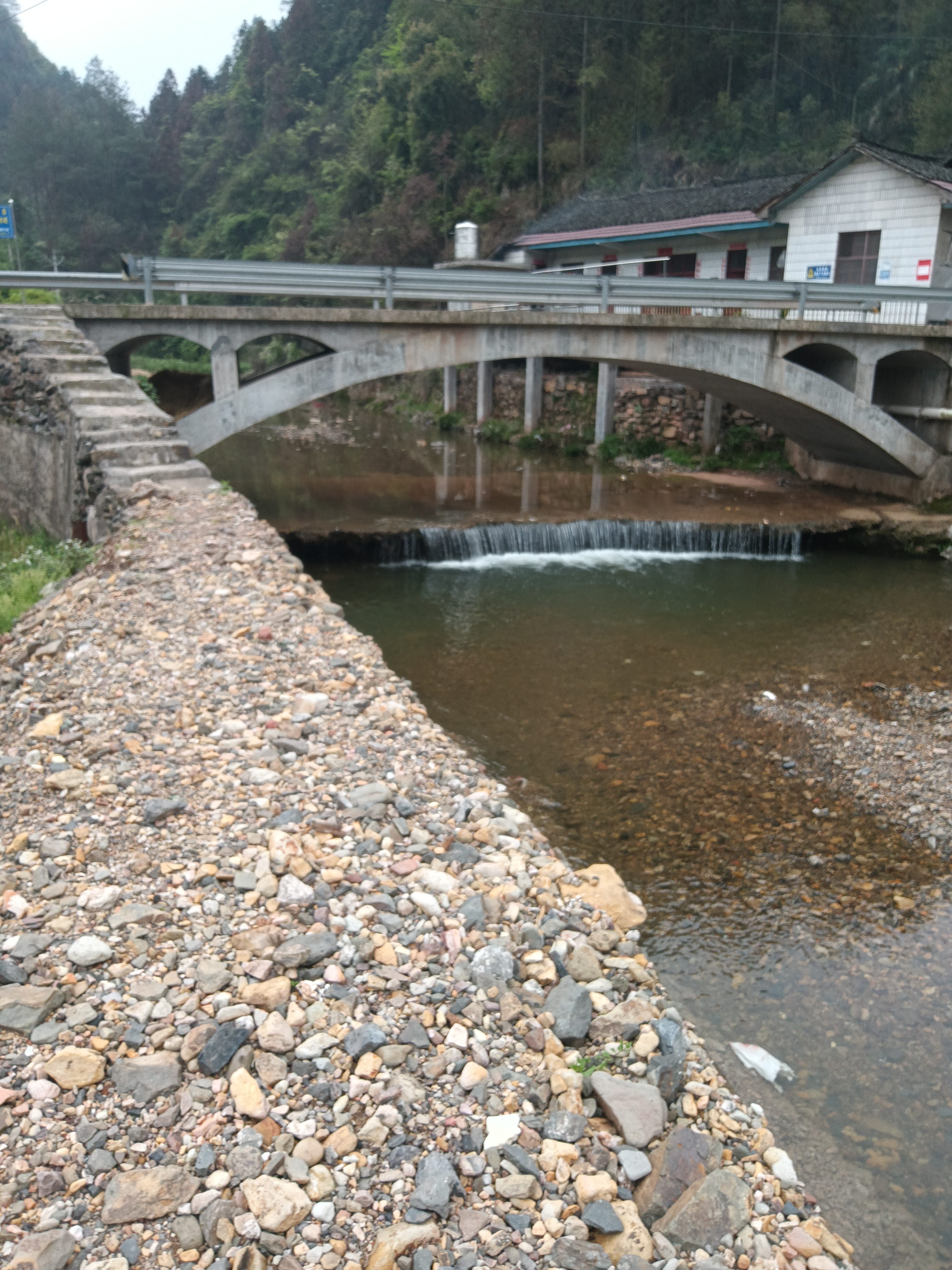 投诉沅陵县马底驿乡乍坪村村委会