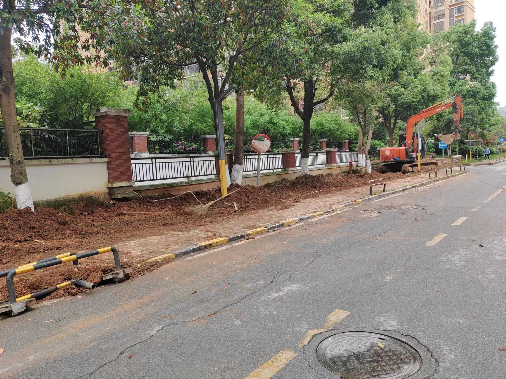 岳麓区含浦米兰春天昌跃物业无法无天